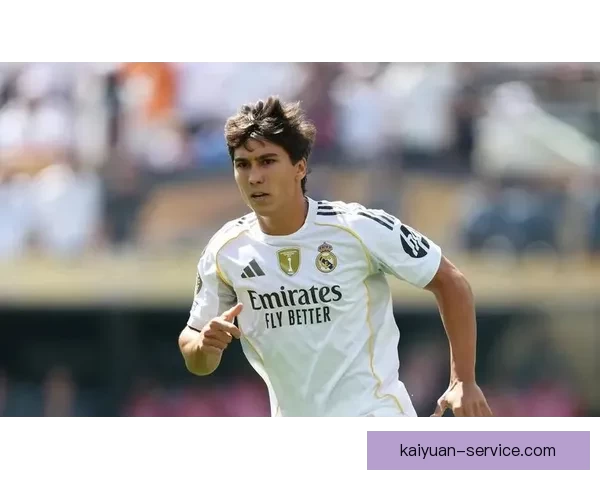 2026世界杯球员大揭秘 新星崭露头角 突破性表现引领未来趋势